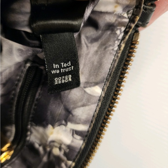 Ted Baker London Crossbody Shoulder  Bag - Black w/GoldtoneChain Removable strap - Picture 13 of 15